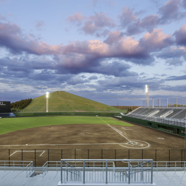 モエレ沼公園野球場（ナイター）01